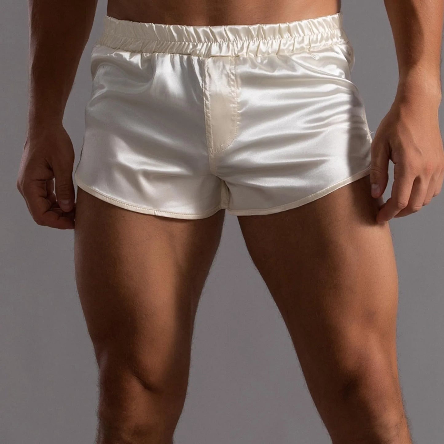 Monochromatic Straight Elastic Shorts