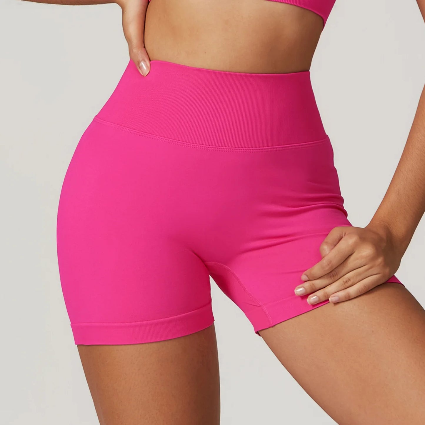 Seamless Buttock Lift Sports Shorts