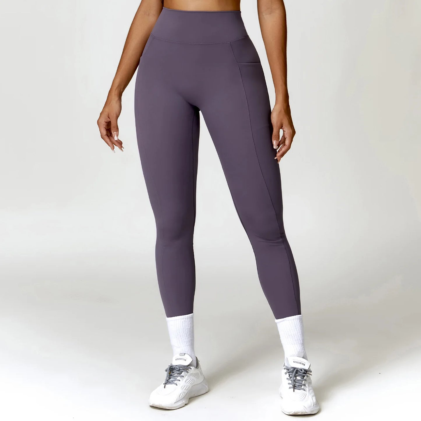 V Back Scrunch Yoga Pants