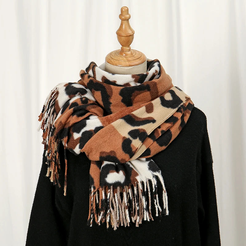 Fashion Leopard Printed Cashmere Scarf