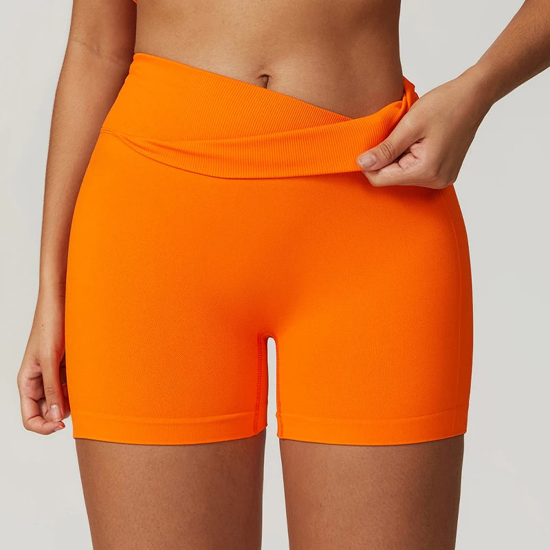 Seamlessly Scrunch Gym Running Shorts